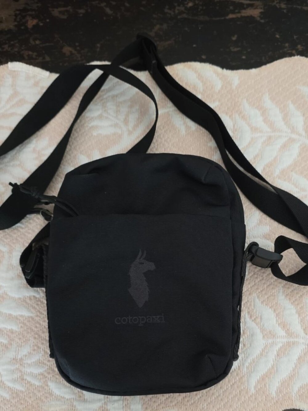 Cotopaxi Bags Todo 1L Black Adjustable Strap Embroidered Logo Pockets Shoulder